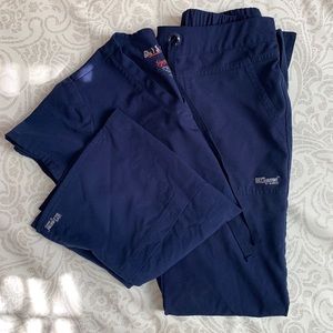 Greys Anatomy SIGNATURE scrub set